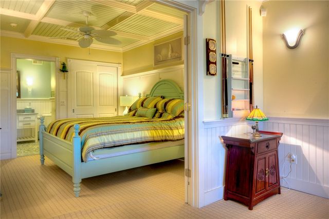 87 Waters Edge, Tiverton, RI 02878