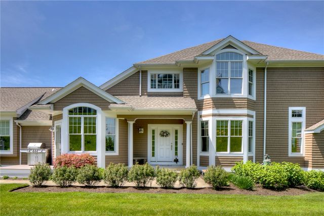 87 Waters Edge, Tiverton, RI 02878