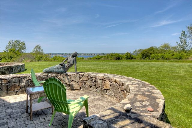 87 Waters Edge, Tiverton, RI 02878