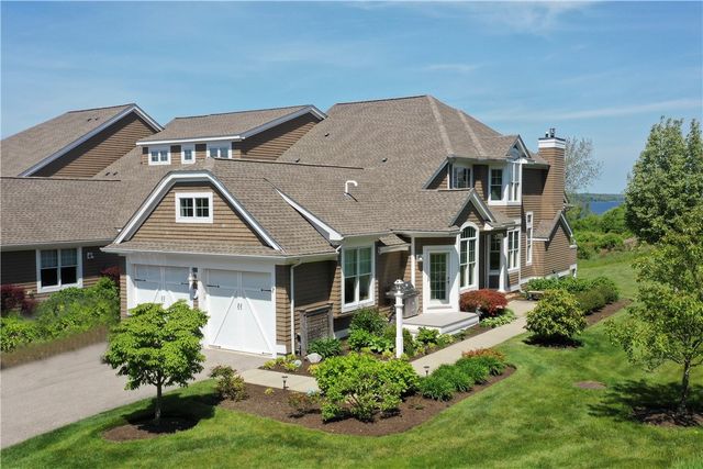 87 Waters Edge, Tiverton, RI 02878