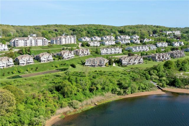 87 Waters Edge, Tiverton, RI 02878