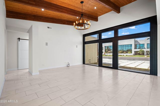4409 N 32nd Street, Phoenix, AZ 85018