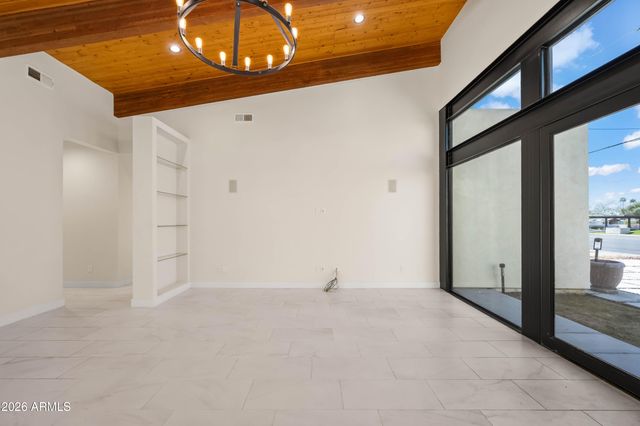 4409 N 32nd Street, Phoenix, AZ 85018