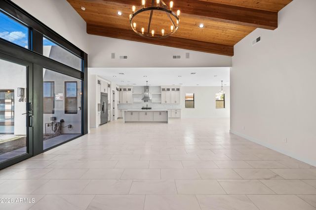 4409 N 32nd Street, Phoenix, AZ 85018