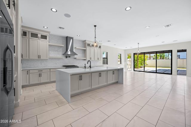 4409 N 32nd Street, Phoenix, AZ 85018