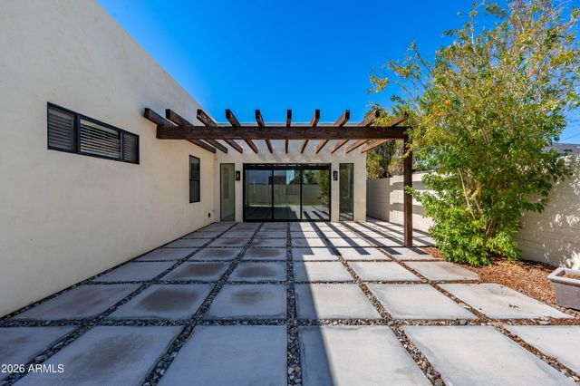 4409 N 32nd Street, Phoenix, AZ 85018