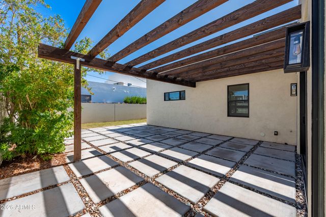 4409 N 32nd Street, Phoenix, AZ 85018