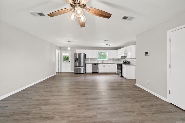 5627 Bayou Meto Loop, Cabot, AR 72023