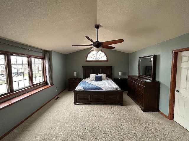 306 N 17th Street, Indianola, IA 50125