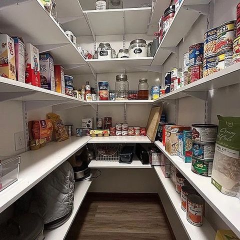 306 N 17th Street, Indianola, IA 50125