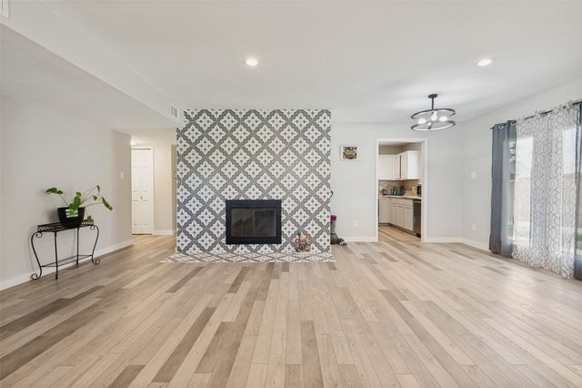 1742 Delaford Drive, Carrollton, TX 75007