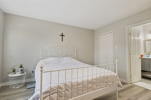 1742 Delaford Drive, Carrollton, TX 75007