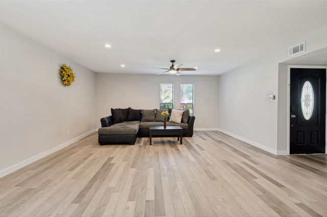 1742 Delaford Drive, Carrollton, TX 75007