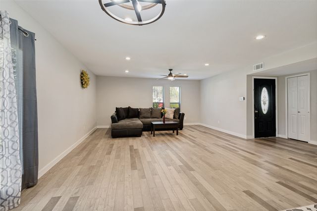 1742 Delaford Drive, Carrollton, TX 75007