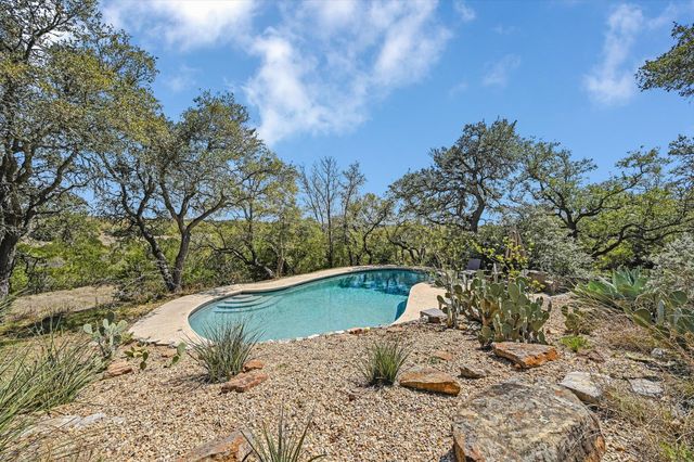411 Whitetail Ridge RD, Dripping Springs, TX 78620