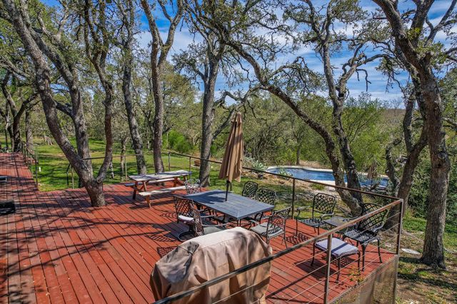 411 Whitetail Ridge RD, Dripping Springs, TX 78620