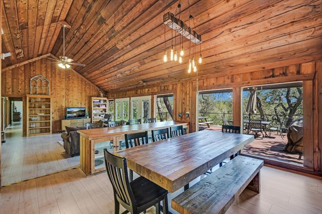 411 Whitetail Ridge RD, Dripping Springs, TX 78620