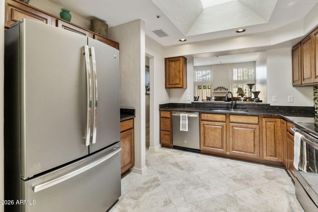 10050 E MOUNTAINVIEW LAKE Drive 68, Scottsdale, AZ 85258