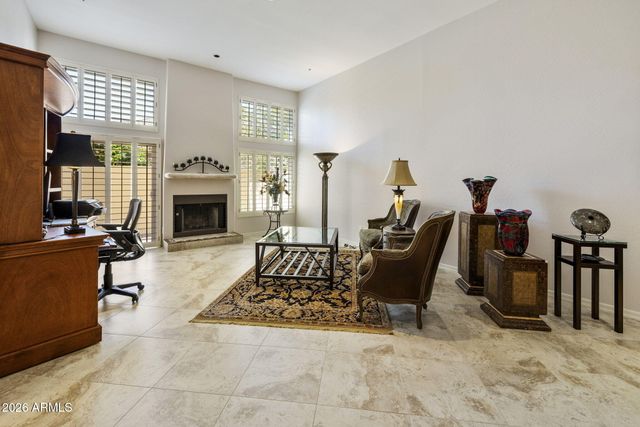 10050 E MOUNTAINVIEW LAKE Drive 68, Scottsdale, AZ 85258