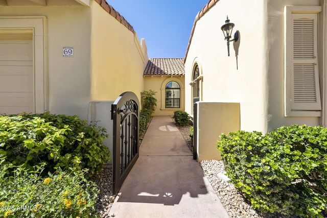 10050 E MOUNTAINVIEW LAKE Drive 68, Scottsdale, AZ 85258