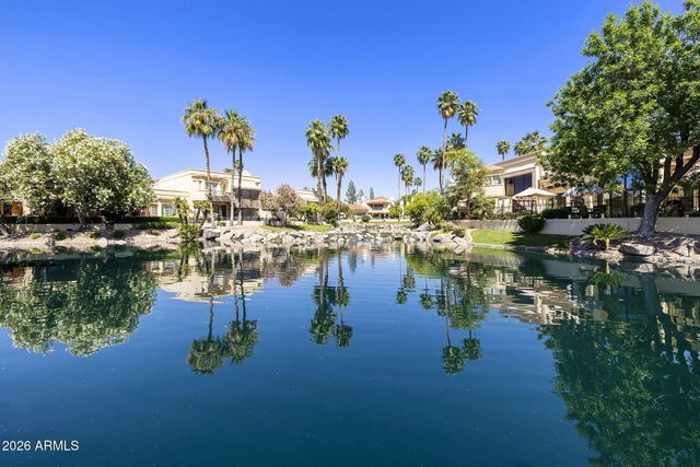 10050 E MOUNTAINVIEW LAKE Drive 68, Scottsdale, AZ 85258