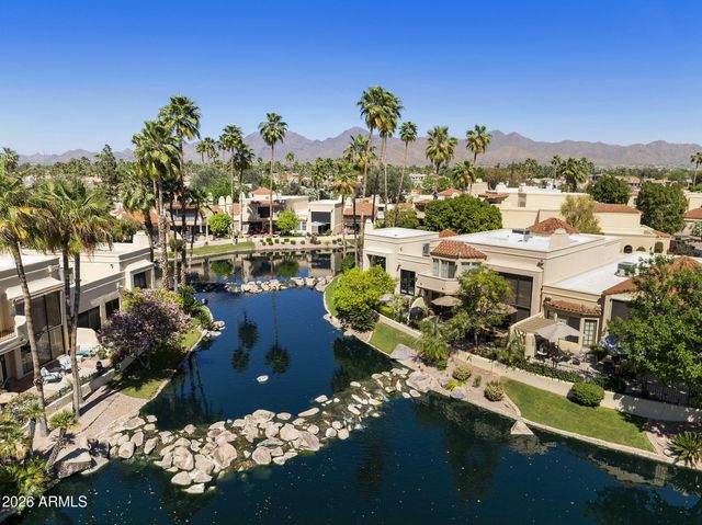 10050 E MOUNTAINVIEW LAKE Drive 68, Scottsdale, AZ 85258