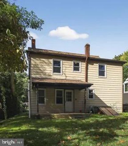 1196 REBEL HILL RD, Conshohocken, PA 19428
