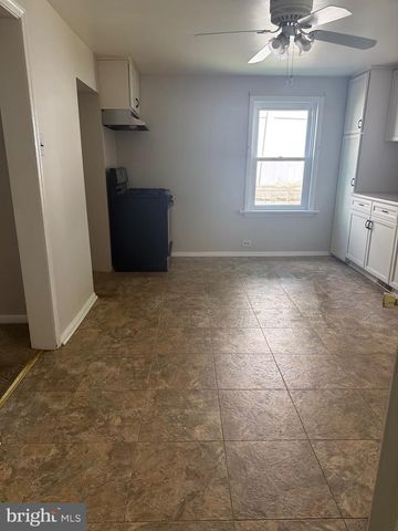 1196 REBEL HILL RD, Conshohocken, PA 19428