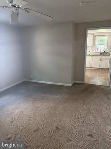 1196 REBEL HILL RD, Conshohocken, PA 19428