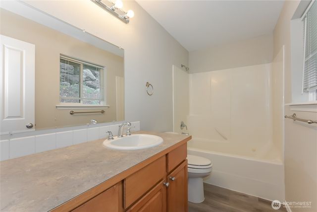 1417 200th Street Ct E, Spanaway, WA 98387