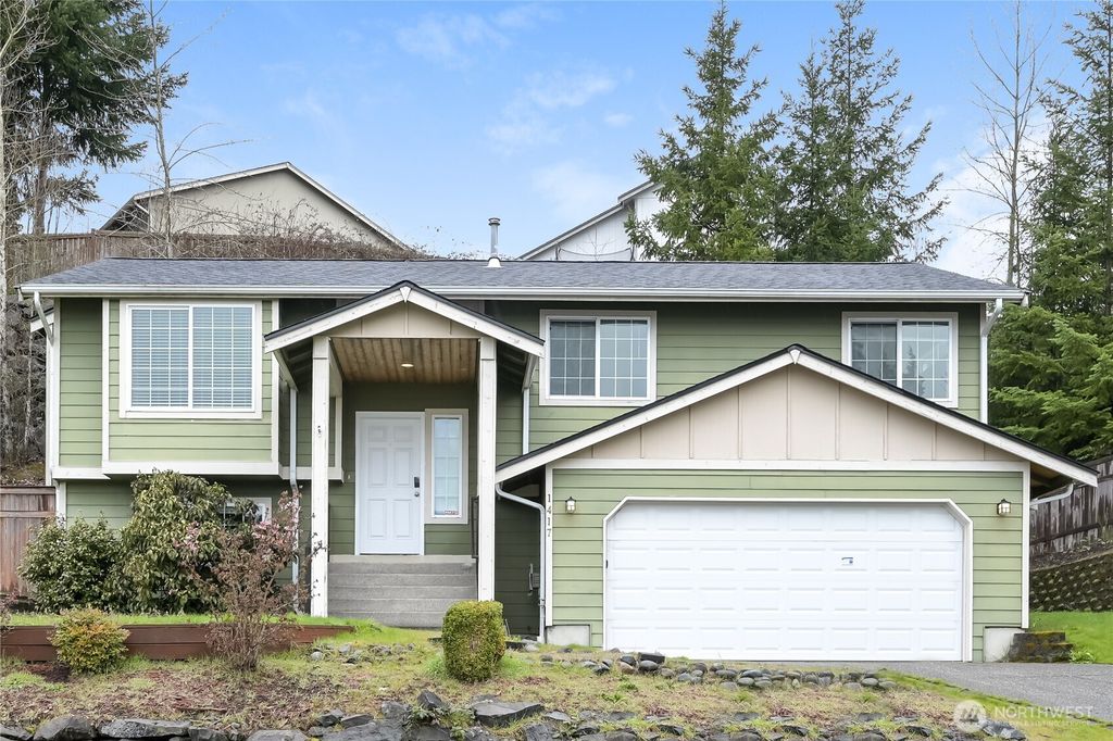 1417 200th Street Ct E, Spanaway, WA 98387