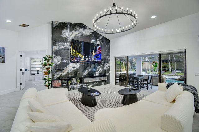 13302 Doubletree Circle, Wellington, FL 33414