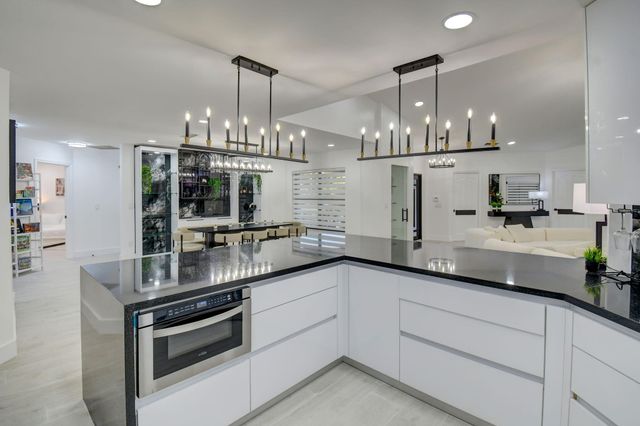 13302 Doubletree Circle, Wellington, FL 33414