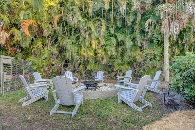 13302 Doubletree Circle, Wellington, FL 33414