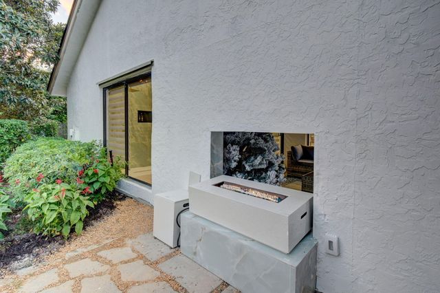 13302 Doubletree Circle, Wellington, FL 33414