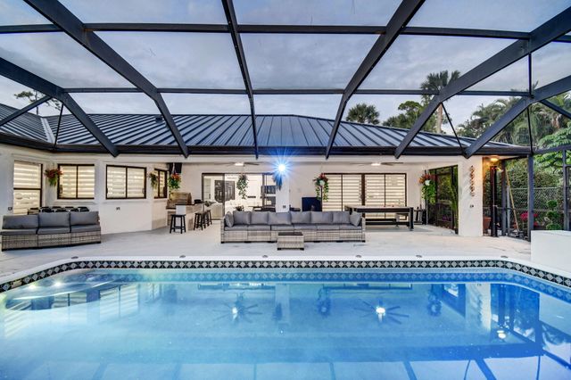 13302 Doubletree Circle, Wellington, FL 33414