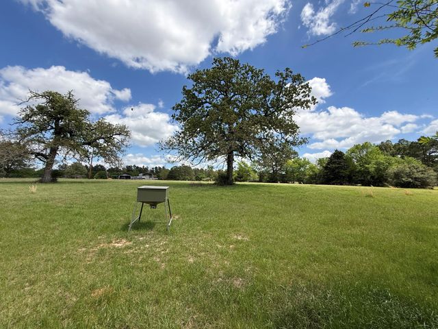 9750 Private Road 3080, Buffalo, TX 75831