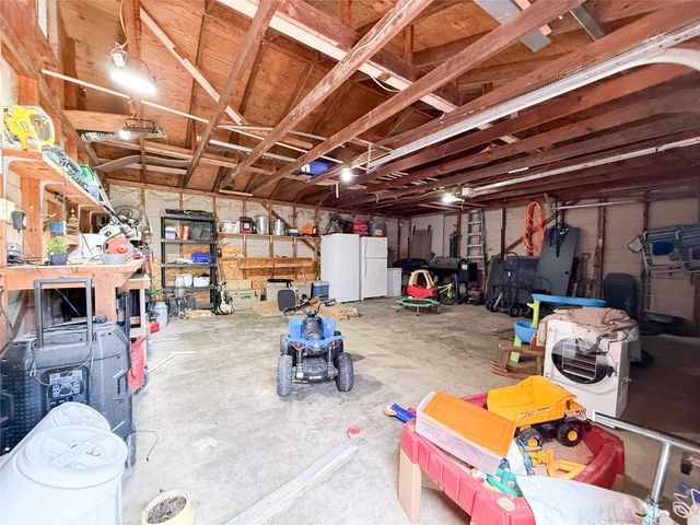 9750 Private Road 3080, Buffalo, TX 75831