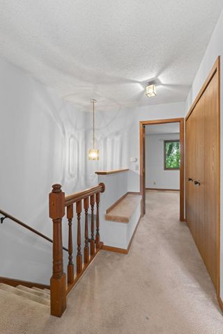 112 South Drive D, Circle Pines, MN 55014