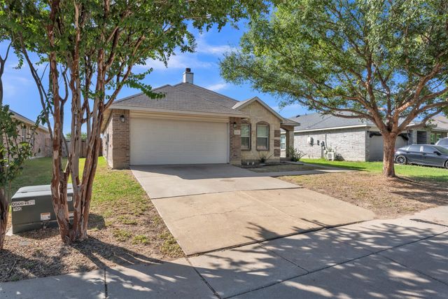 1341 Haley Lane, Burleson, TX 76028
