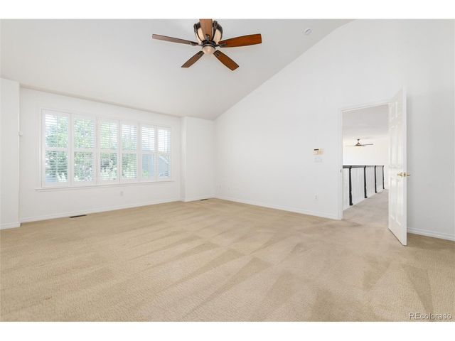9758 Colinade Dr, Lone Tree, CO 80124