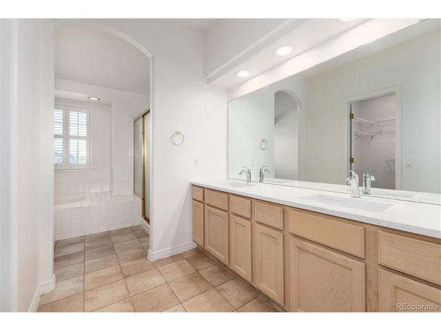 9758 Colinade Dr, Lone Tree, CO 80124