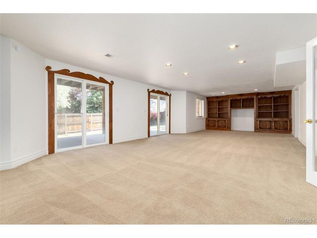9758 Colinade Dr, Lone Tree, CO 80124