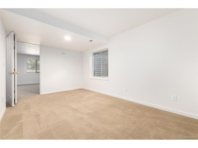9758 Colinade Dr, Lone Tree, CO 80124
