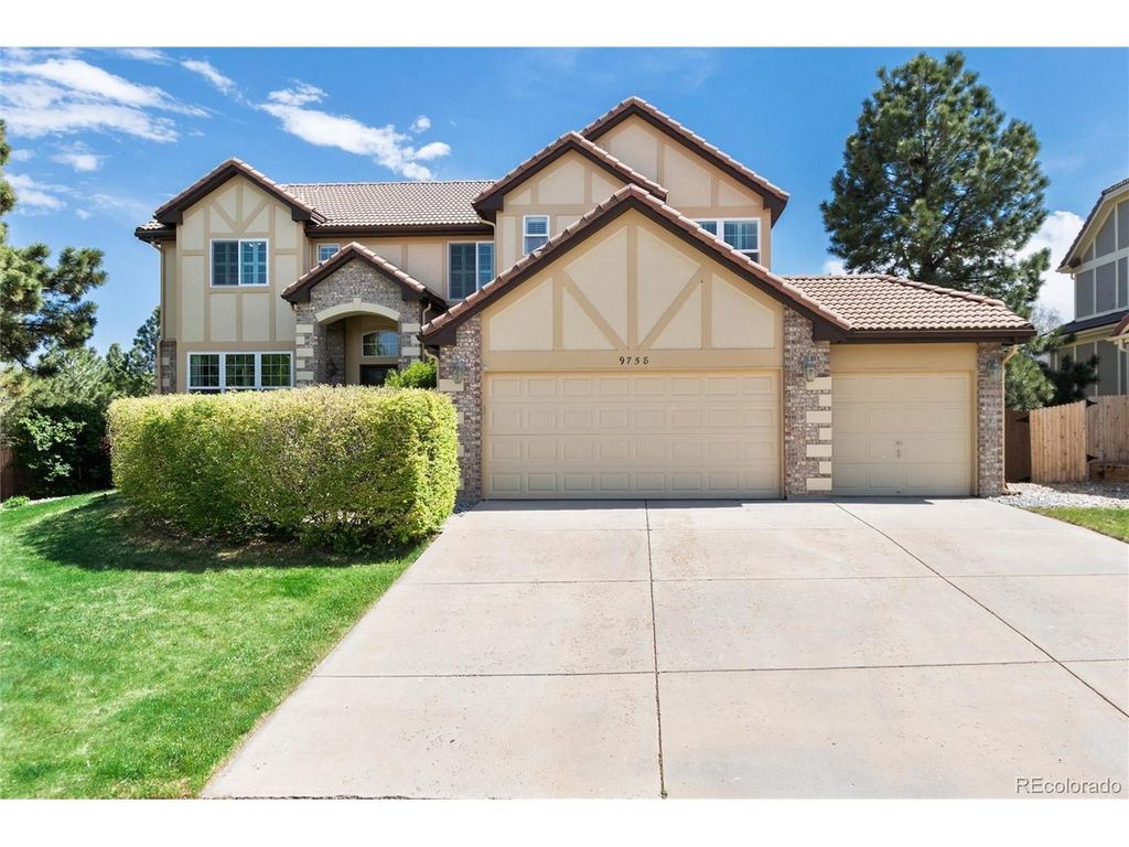 9758 Colinade Dr, Lone Tree, CO 80124