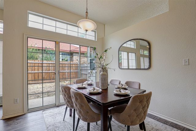 202 Chamblin Drive, Cedar Hill, TX 75104