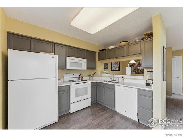 930 Button Rock Drive 64, Longmont, CO 80504