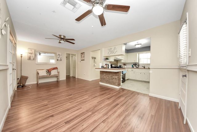 24267 W Oak Drive, Porter, TX 77365