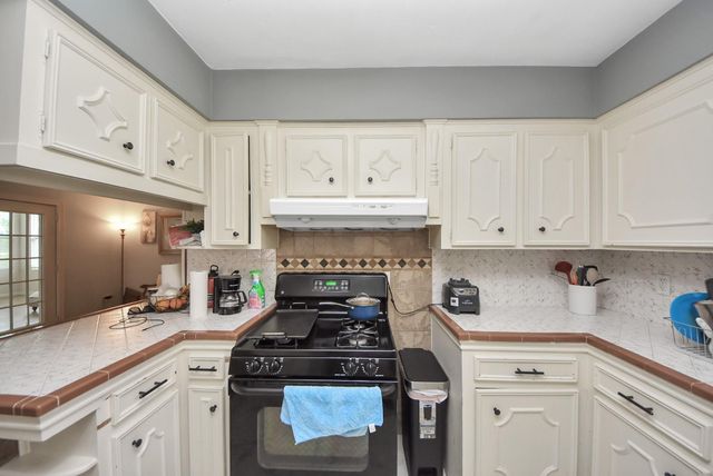 24267 W Oak Drive, Porter, TX 77365