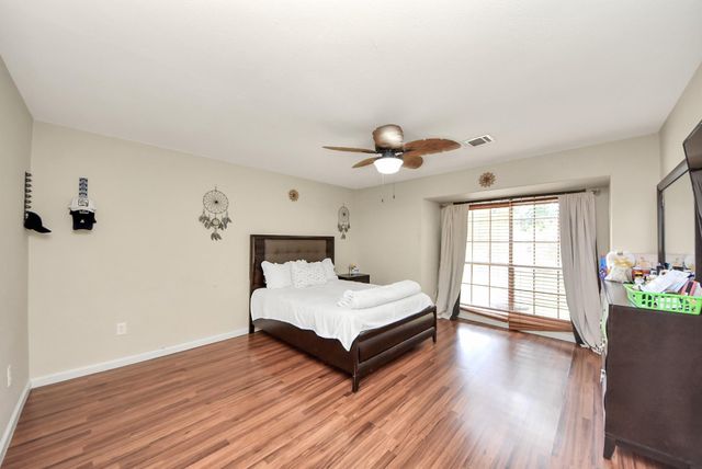 24267 W Oak Drive, Porter, TX 77365